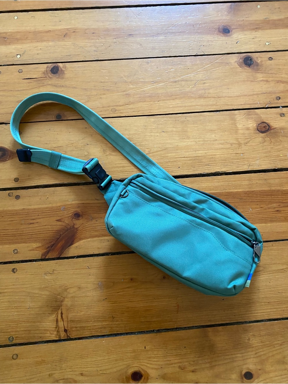 Open Story crossbody bag in sage green